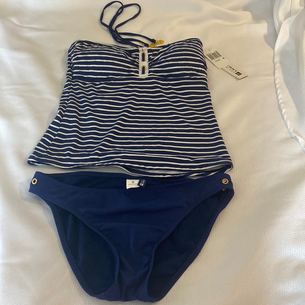 Perry Ellis size M.  Two peice never worn